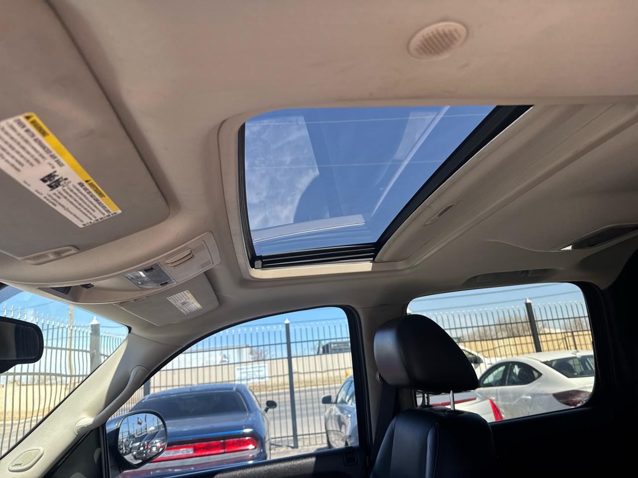 Chevrolet Avalanche LTZ 4WD 2011