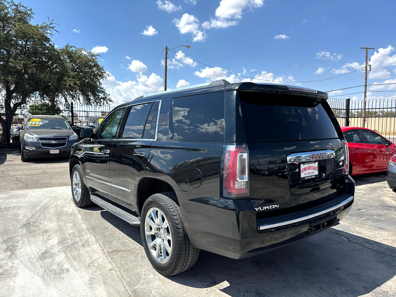 GMC Yukon Denali 4WD 2015 GMC Yukon Denali 4WD 2015