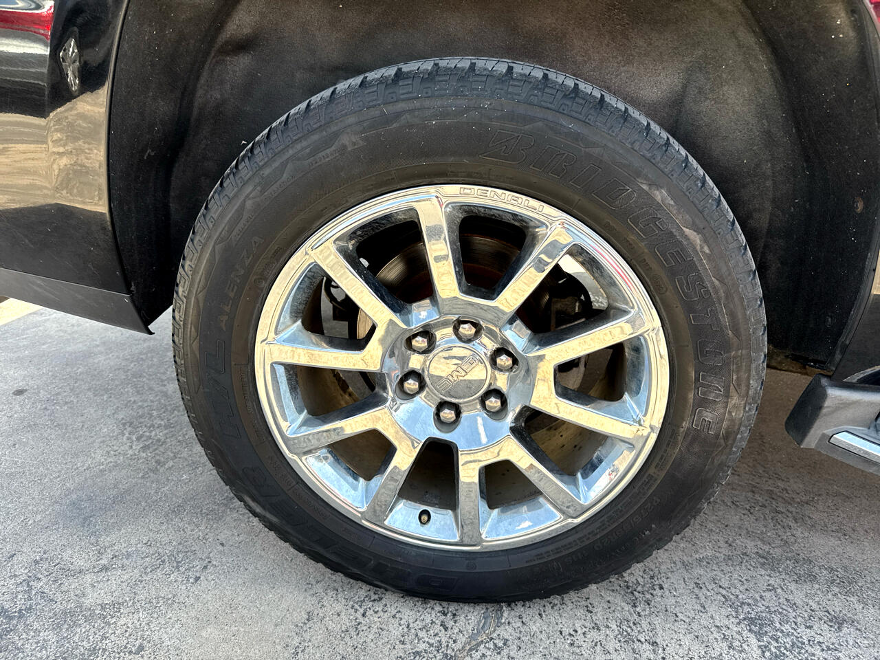 GMC Yukon Denali 4WD 2015 GMC Yukon Denali 4WD 2015