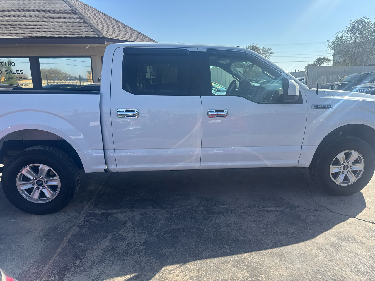 Ford F-150 XLT SuperCrew 5.5-ft. Bed 4WD 2016 Ford F-150 XLT SuperCrew 5.5-ft. Bed 4WD 2016