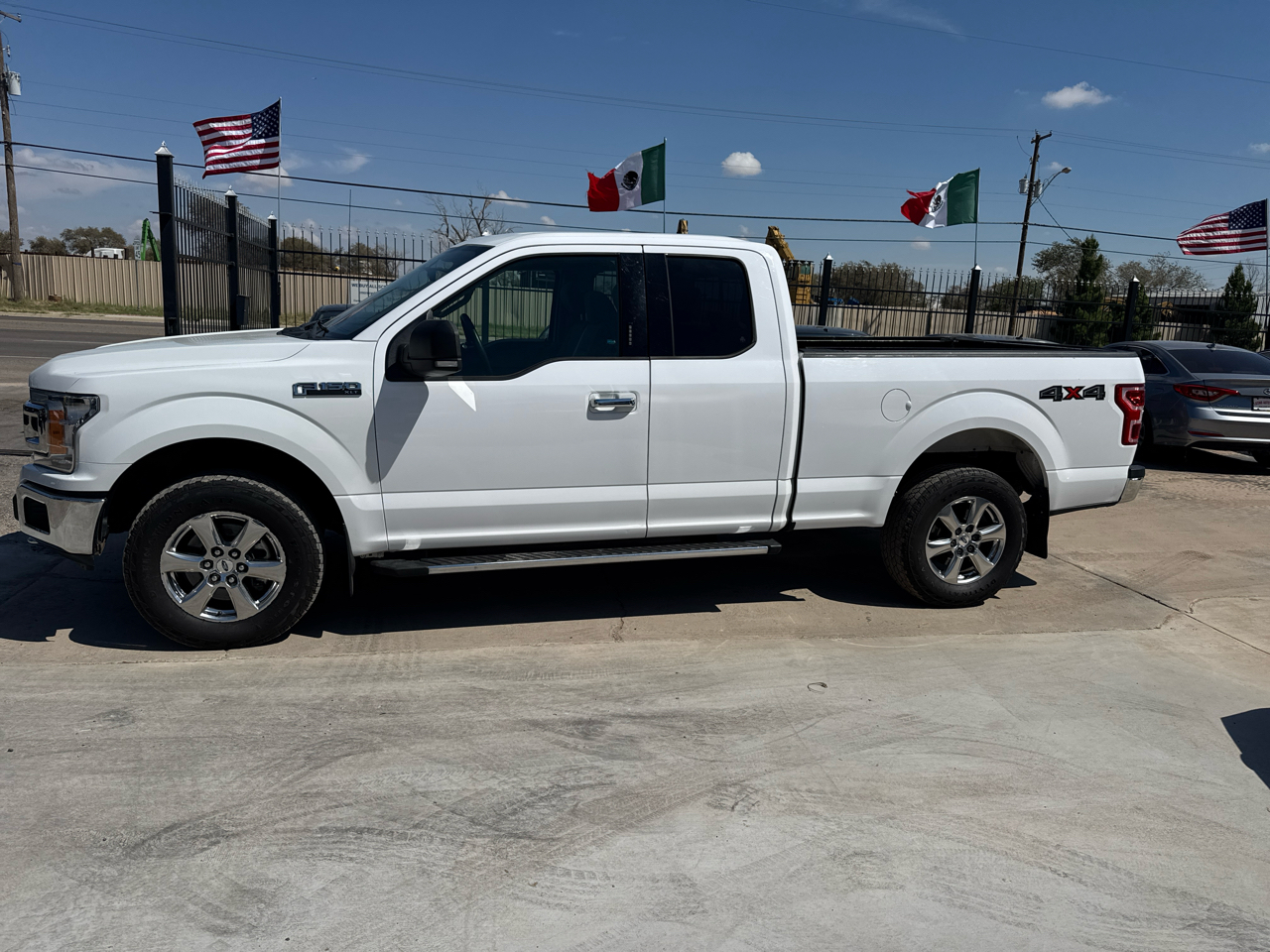 Ford F-150 XLT SuperCab 6.5-ft. Bed 4WD 2018 Ford F-150 XLT SuperCab 6.5-ft. Bed 4WD 2018