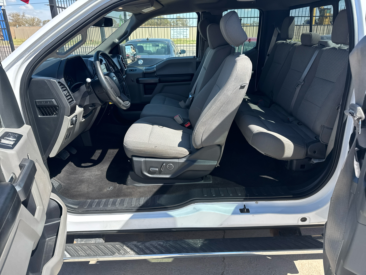 Ford F-150 XLT SuperCab 6.5-ft. Bed 4WD 2018 Ford F-150 XLT SuperCab 6.5-ft. Bed 4WD 2018