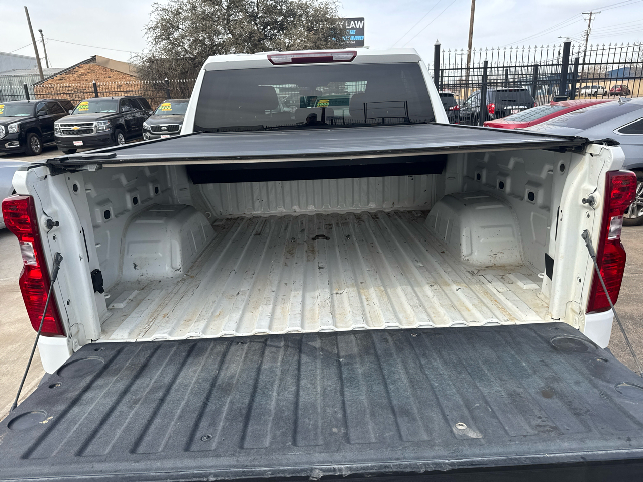 Chevrolet Silverado 1500 LT Crew Cab 2WD 2021