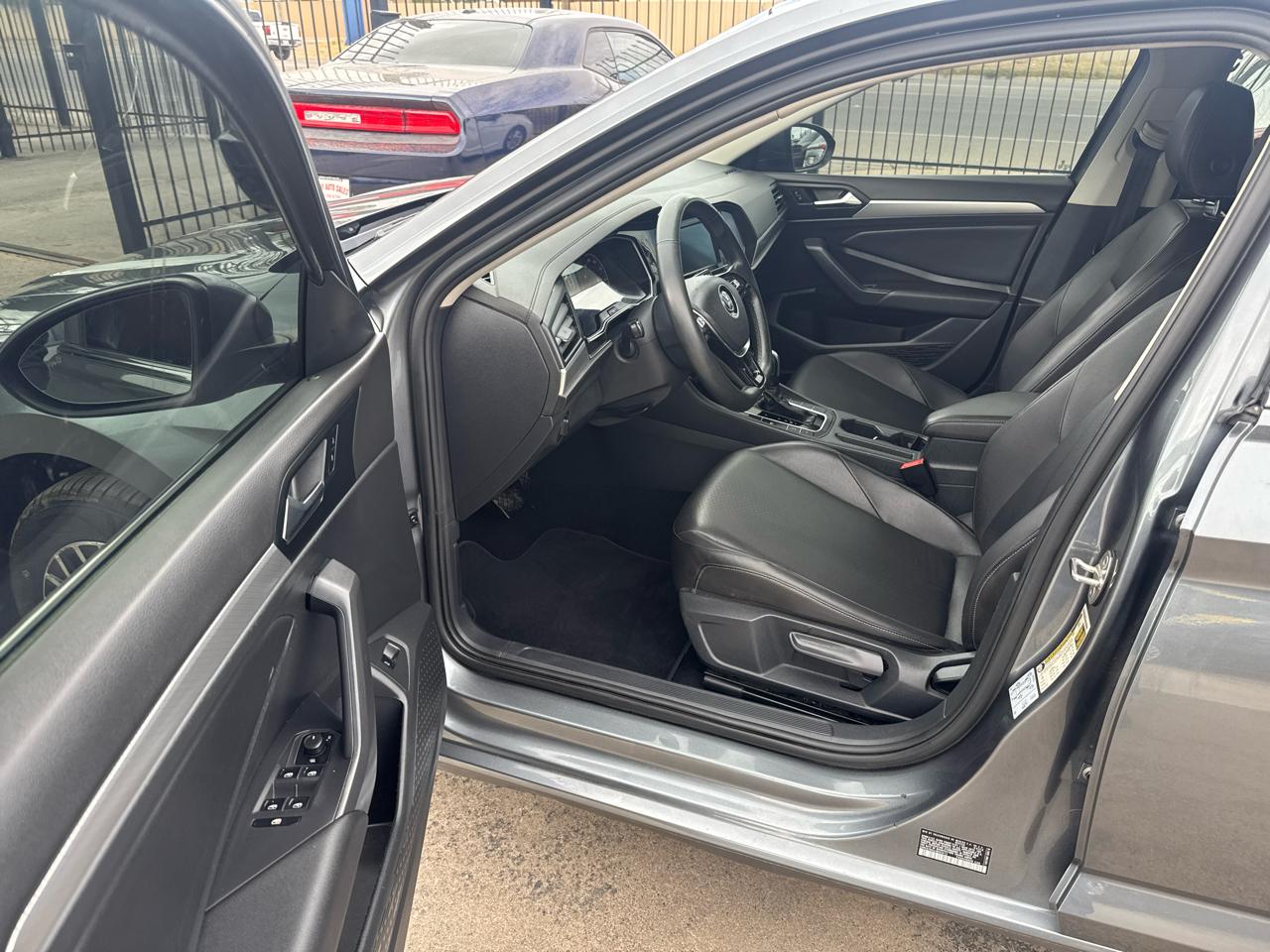 Volkswagen Jetta 1.4T S 8A 2020