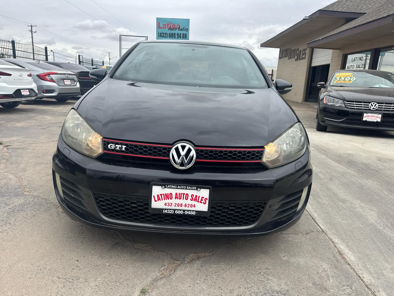 Volkswagen GTI 2.0T Coupe PZEV 2011