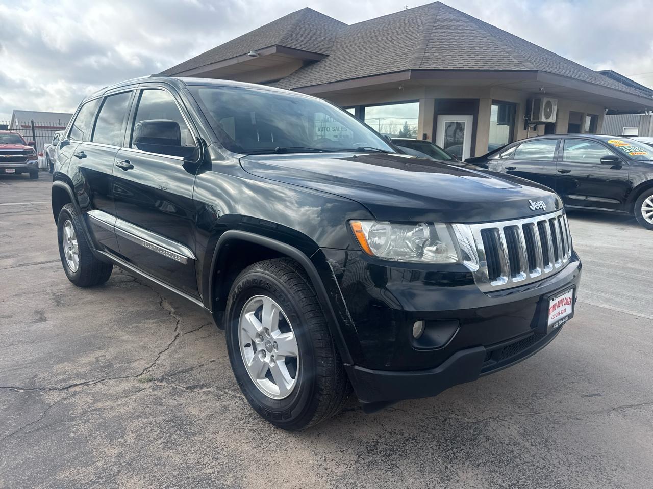 Jeep Grand Cherokee Laredo 2WD 2013