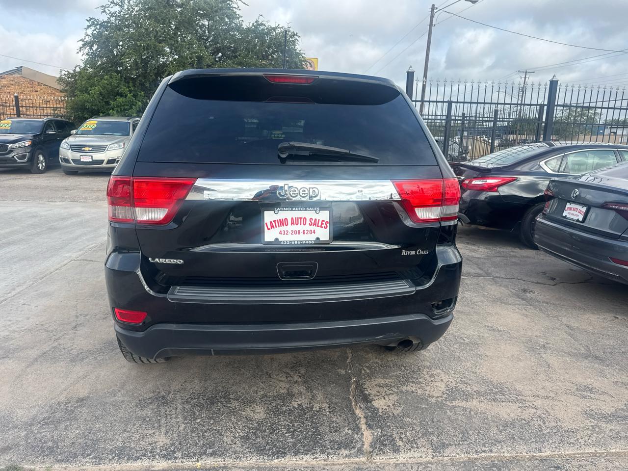 Jeep Grand Cherokee Laredo 2WD 2013