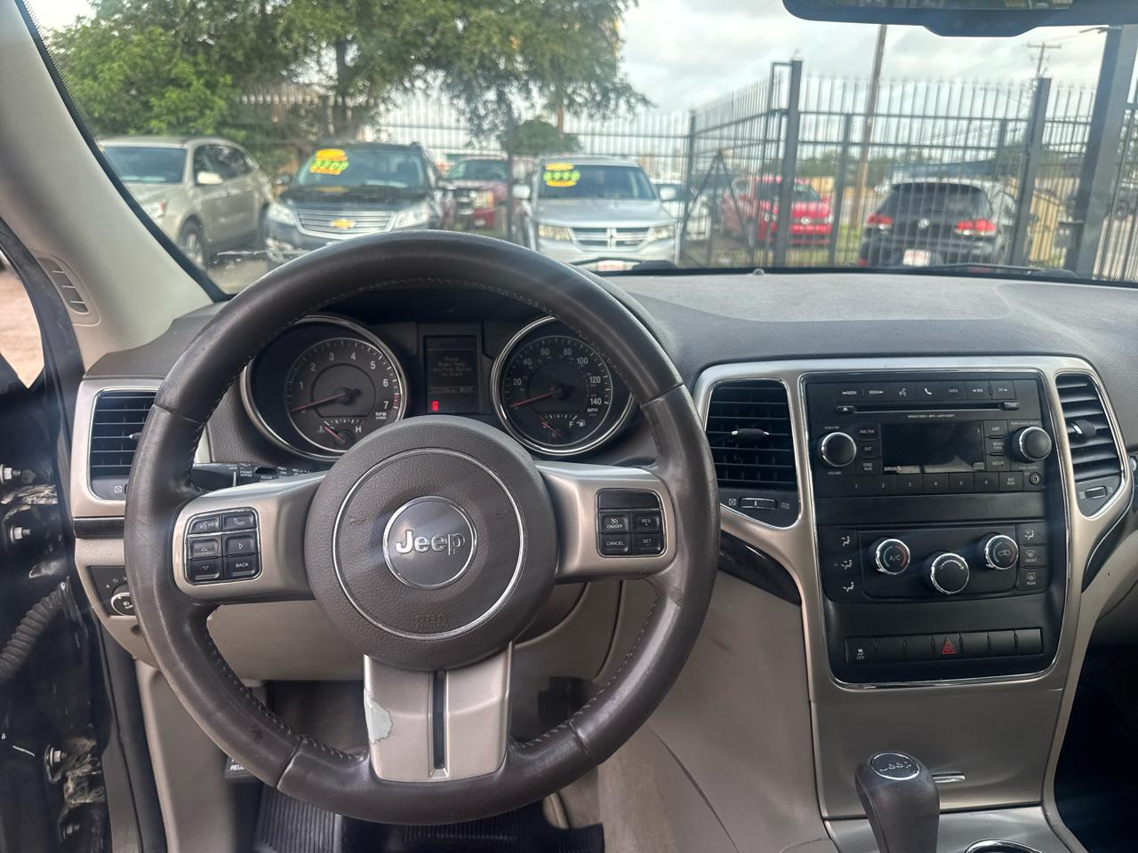 Jeep Grand Cherokee Laredo 2WD 2013