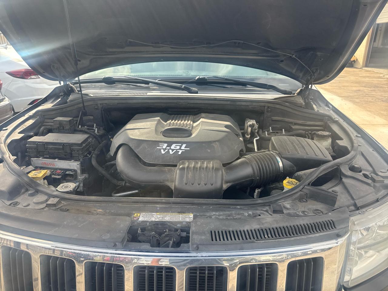 Jeep Grand Cherokee Laredo 2WD 2013