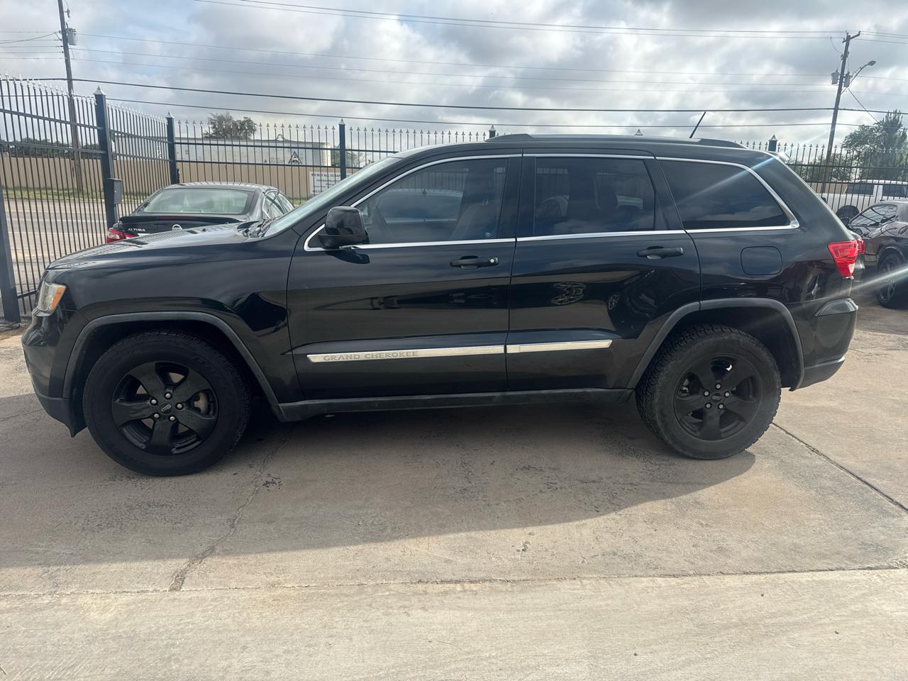 Jeep Grand Cherokee 2WD 4dr Laredo 2012