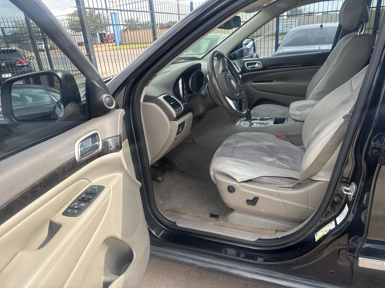 Jeep Grand Cherokee 2WD 4dr Laredo 2012