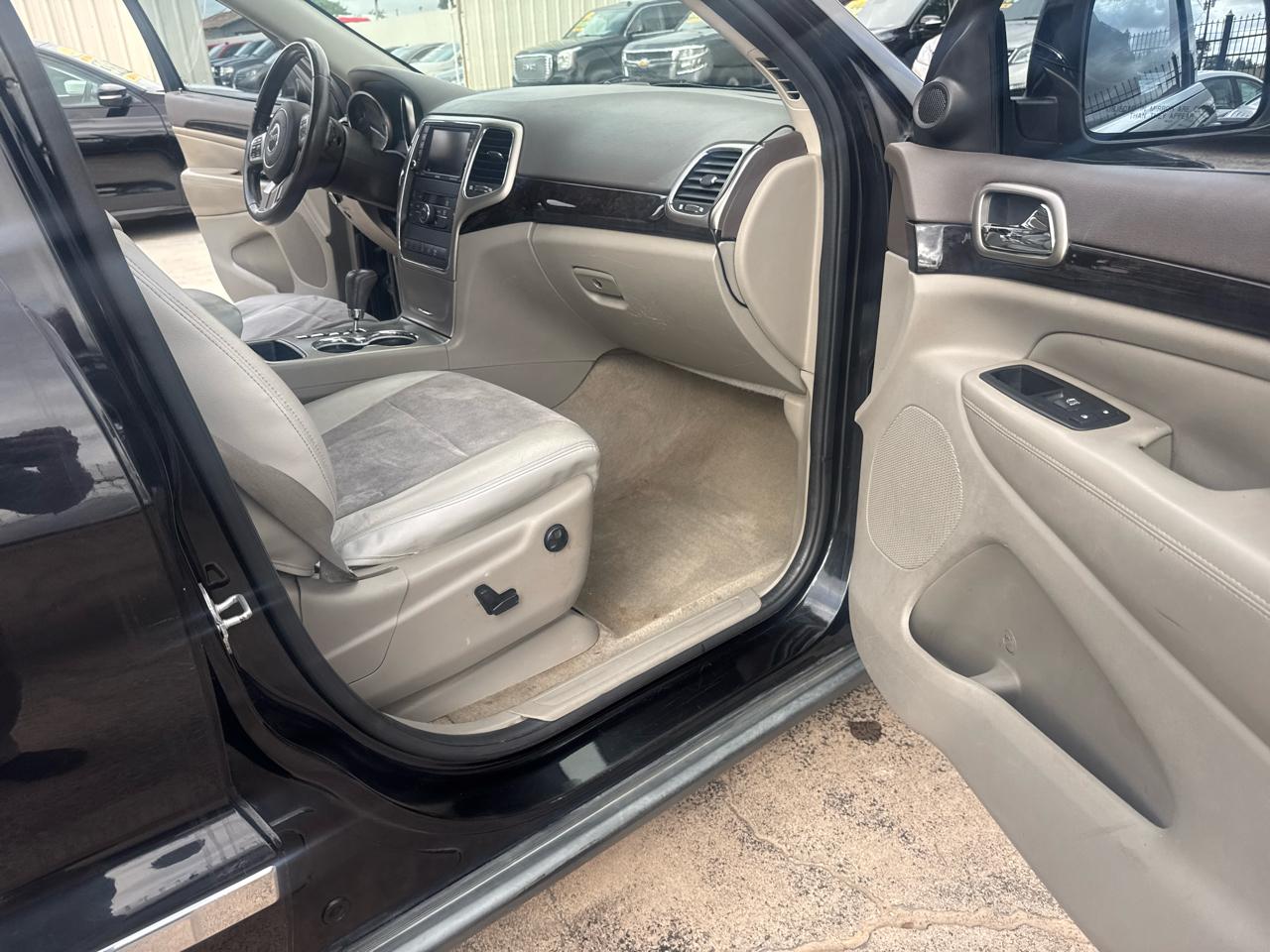 Jeep Grand Cherokee 2WD 4dr Laredo 2012