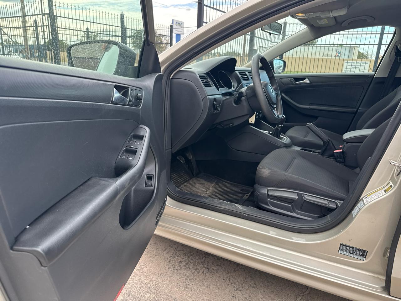 Volkswagen Jetta 1.4T S Auto 2016