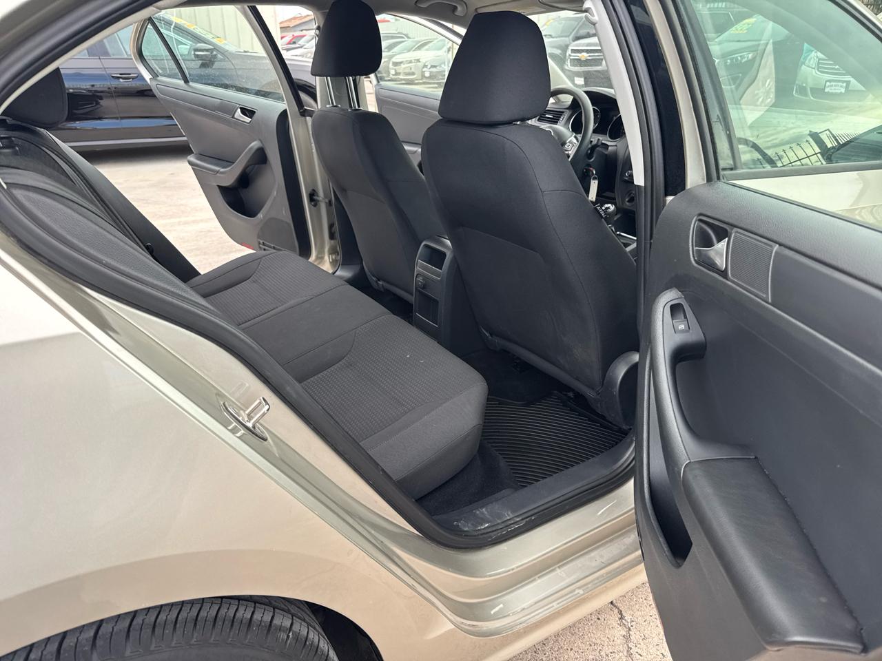 Volkswagen Jetta 1.4T S Auto 2016