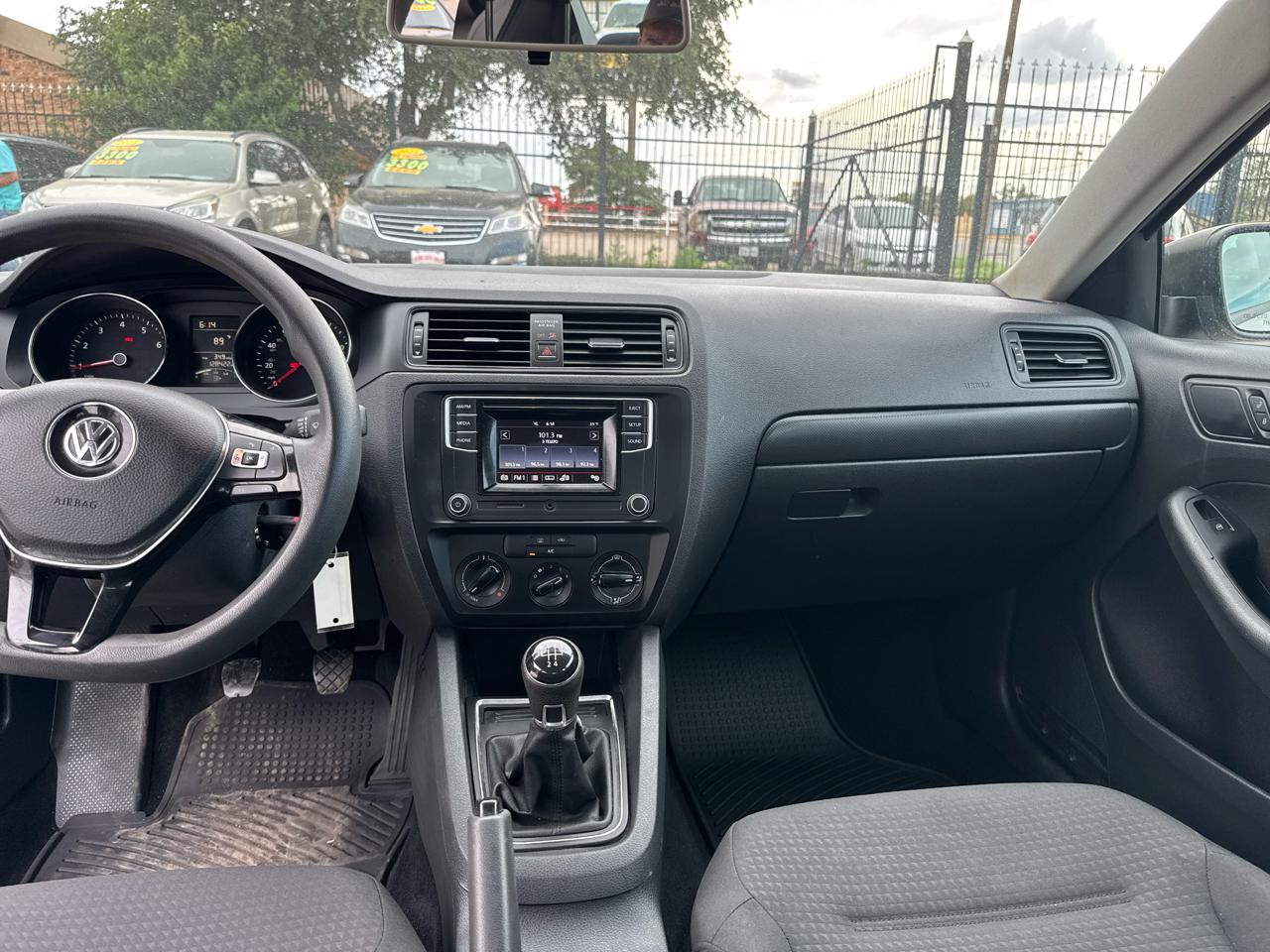 Volkswagen Jetta 1.4T S Auto 2016
