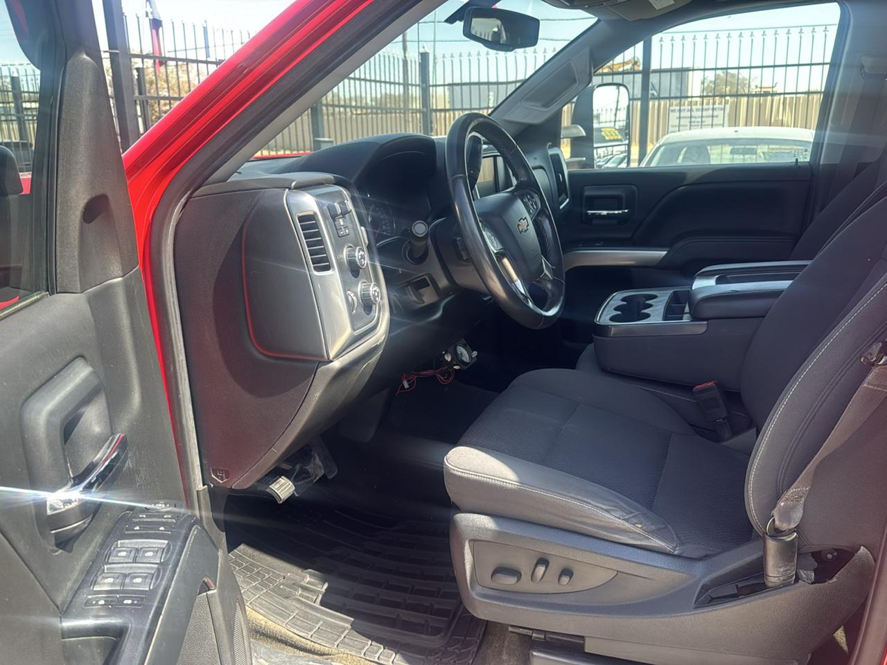 Chevrolet Silverado 1500 LT Double Cab 4WD 2017