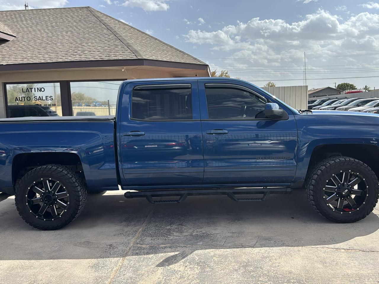 Chevrolet Silverado 1500 LT Crew Cab 2WD 2015