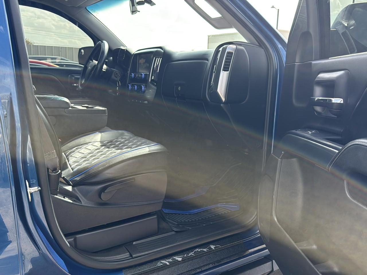 Chevrolet Silverado 1500 LT Crew Cab 2WD 2015