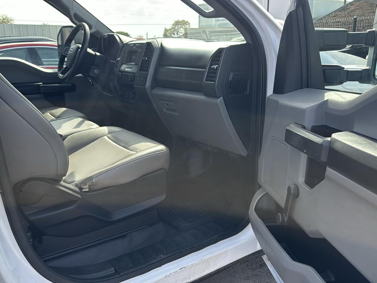 Ford F-350 SD XL Crew Cab Long Bed DRW 2WD 2020