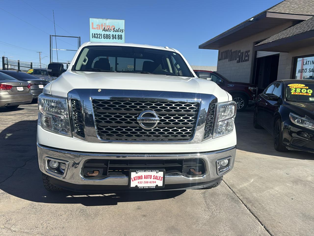 Nissan Titan S Crew Cab 4WD 2018
