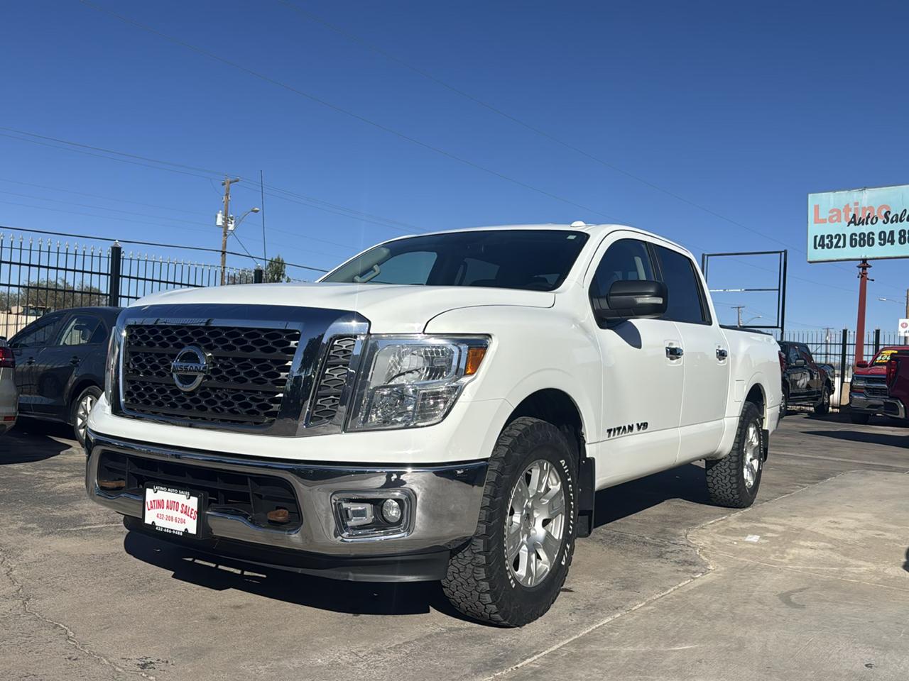 Nissan Titan S Crew Cab 4WD 2018