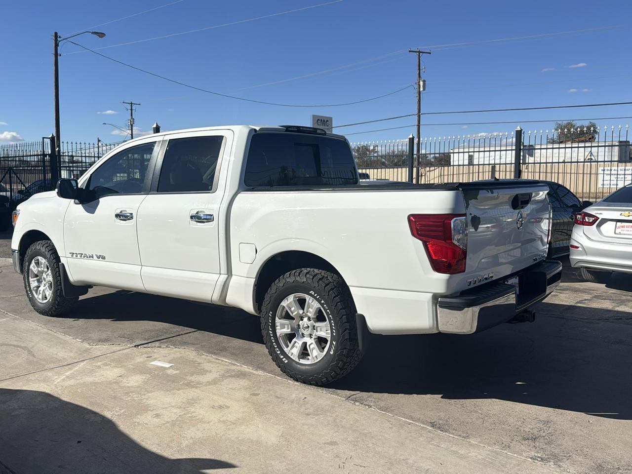 Nissan Titan S Crew Cab 4WD 2018