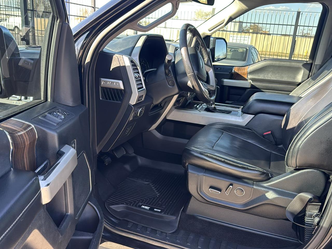 Ford F-150 Lariat SuperCrew 5.5-ft. Bed 4WD 2016