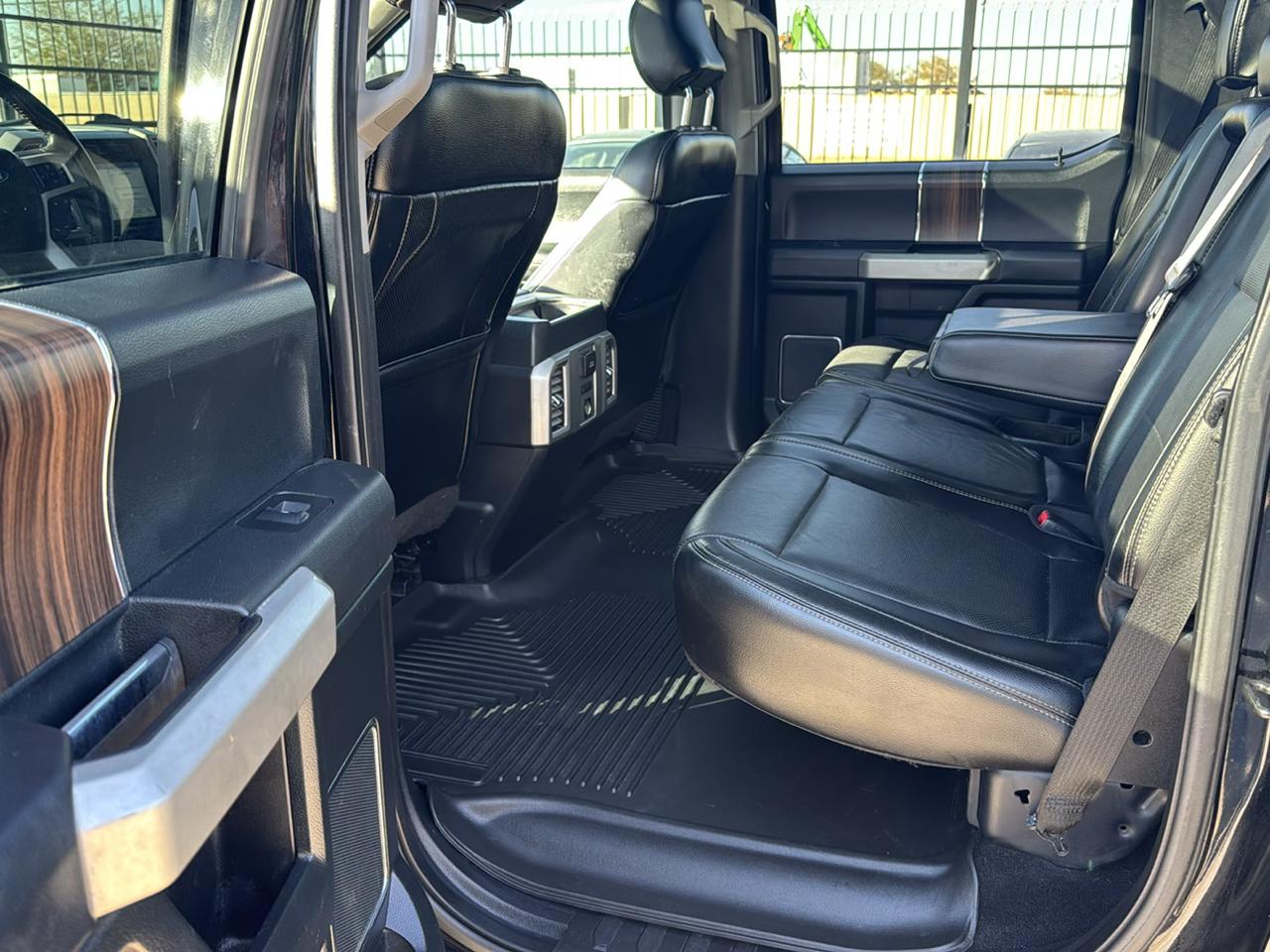 Ford F-150 Lariat SuperCrew 5.5-ft. Bed 4WD 2016