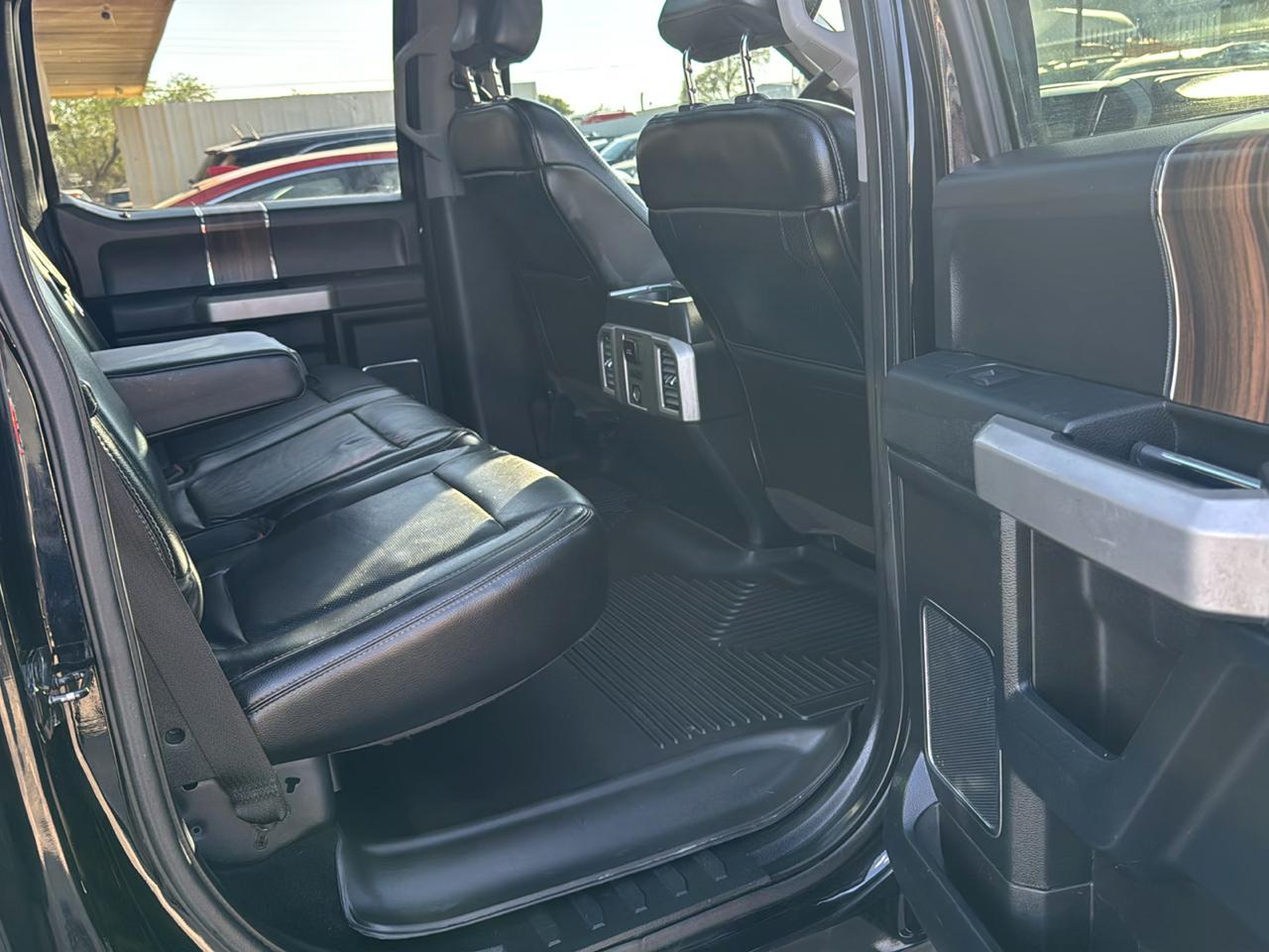 Ford F-150 Lariat SuperCrew 5.5-ft. Bed 4WD 2016