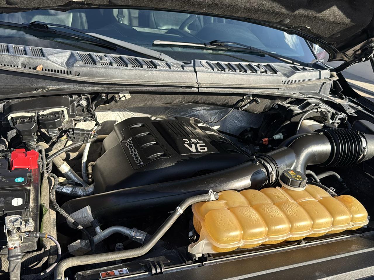Ford F-150 Lariat SuperCrew 5.5-ft. Bed 4WD 2016