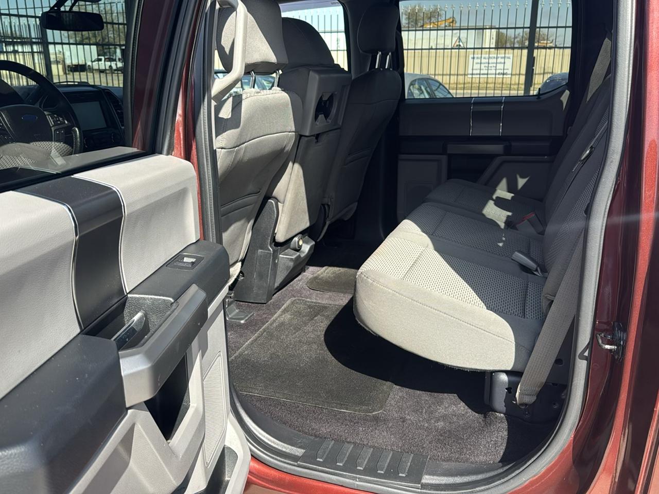 Ford F-150 XLT SuperCrew 6.5-ft. Bed 4WD 2015