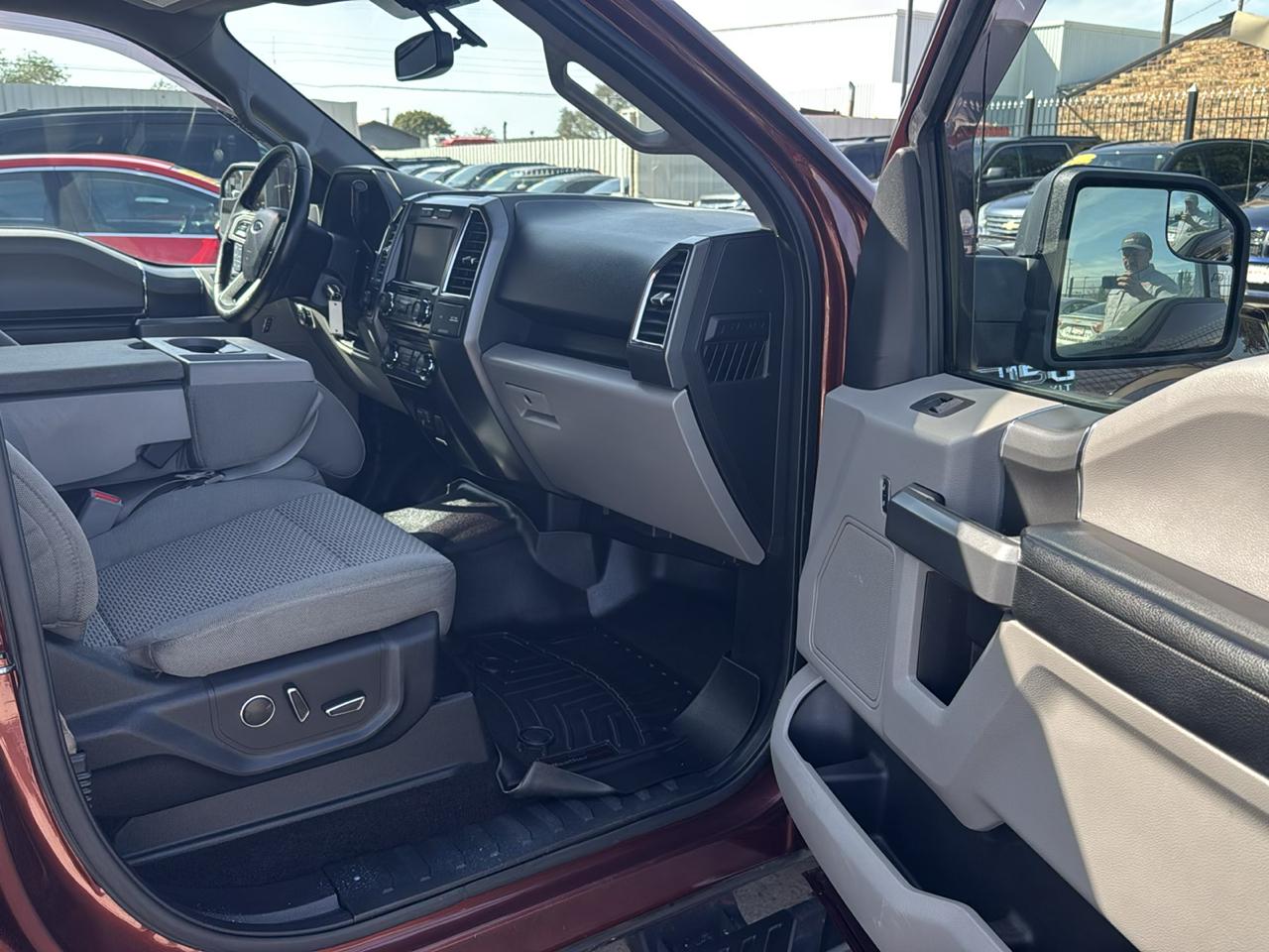 Ford F-150 XLT SuperCrew 6.5-ft. Bed 4WD 2015