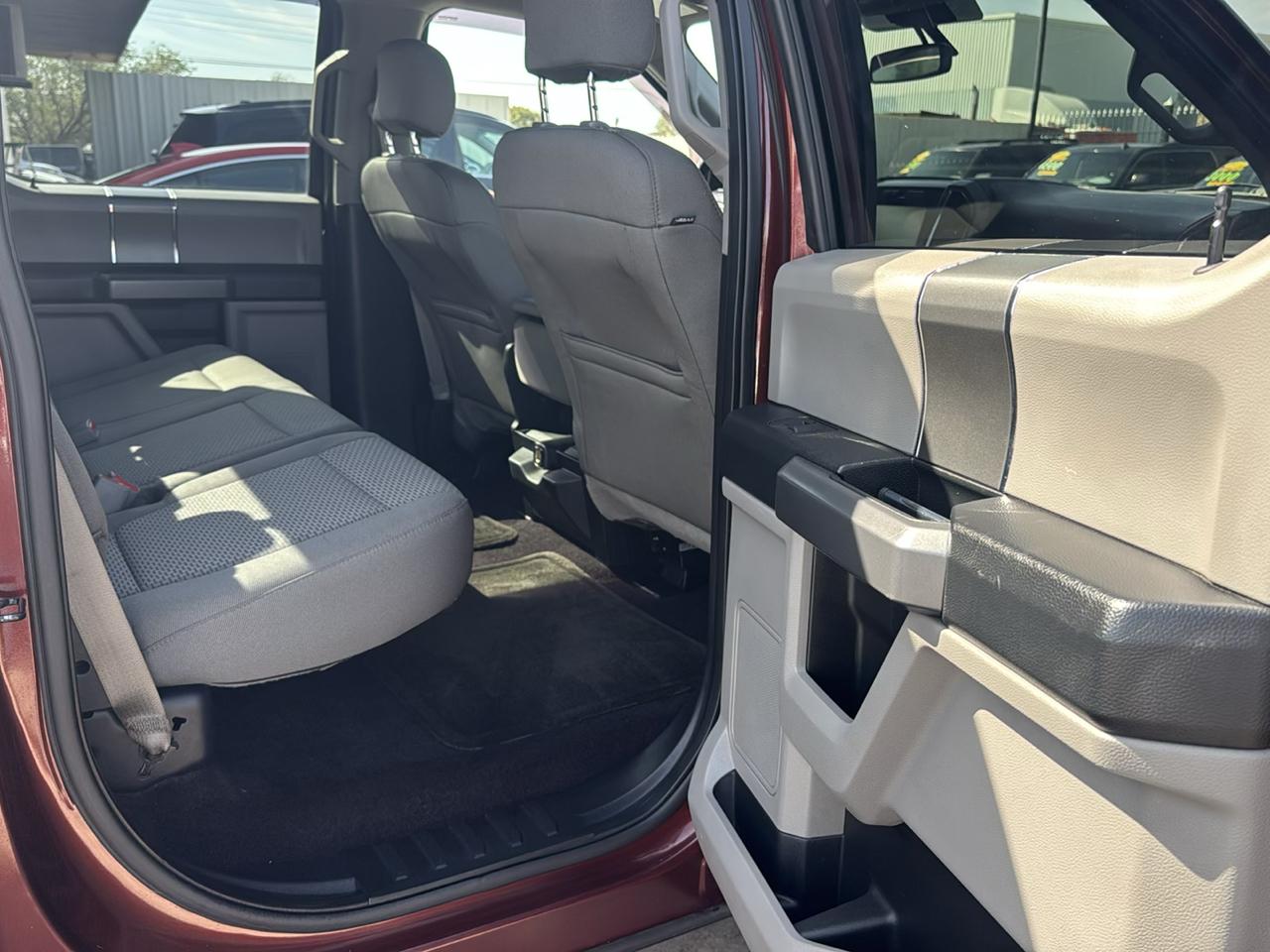 Ford F-150 XLT SuperCrew 6.5-ft. Bed 4WD 2015
