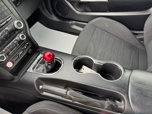 Ford Mustang GT Fastback 2017