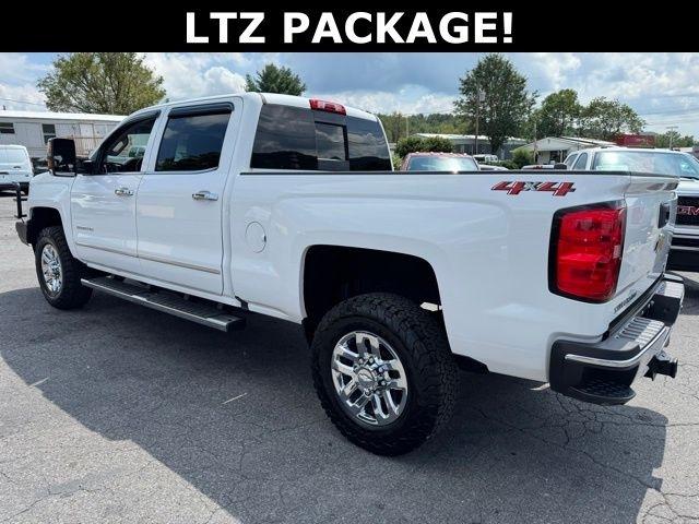 Chevrolet Silverado 3500HD 4WD Crew Cab 153.7" LTZ 2018