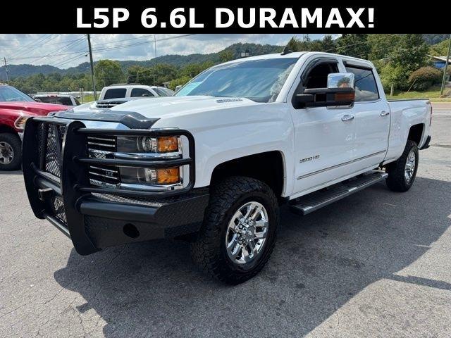 Chevrolet Silverado 3500HD 4WD Crew Cab 153.7" LTZ 2018