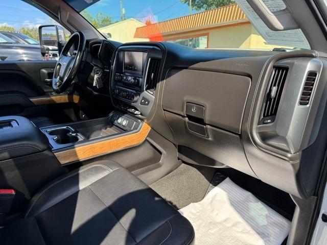 Chevrolet Silverado 3500HD LTZ Crew Cab 4WD 2018