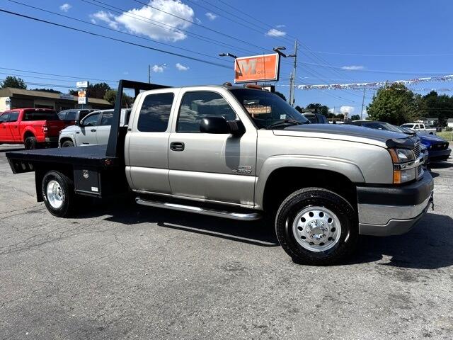 Chevrolet Silverado 3500 Ext Cab 157.5" WB 4WD DRW LT 2003