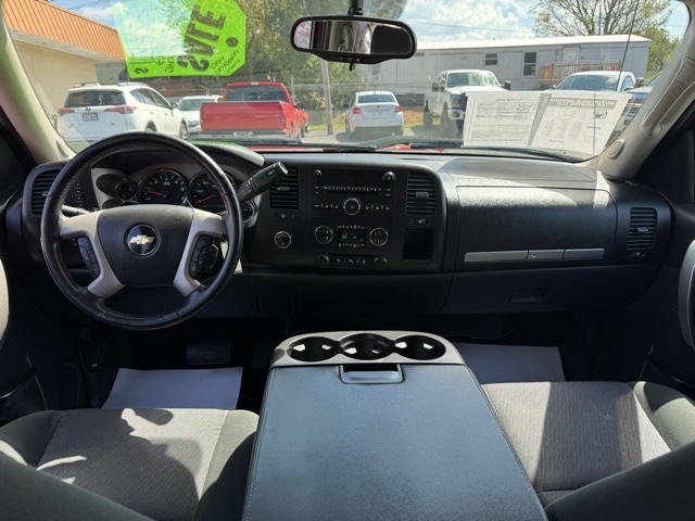 Chevrolet Silverado 1500 4WD Crew Cab 143.5" LT 2013 Chevrolet Silverado 1500 4WD Crew Cab 143.5" LT 2013