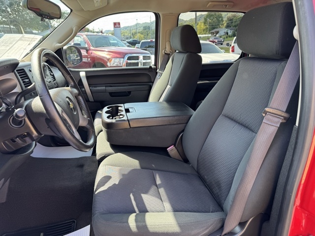 Chevrolet Silverado 1500 4WD Crew Cab 143.5" LT 2013 Chevrolet Silverado 1500 4WD Crew Cab 143.5" LT 2013