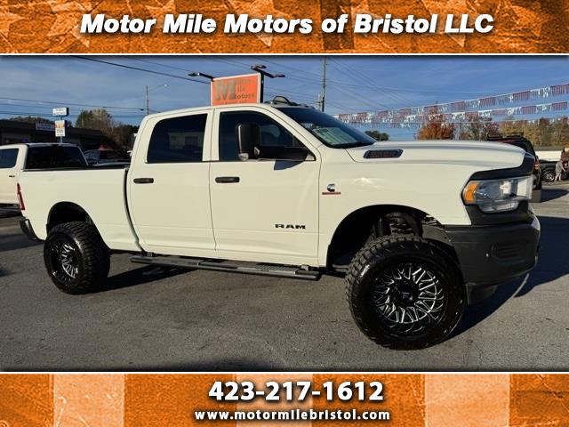 2022 RAM 2500 Tradesman 4x4 Crew Cab 6'4" Box