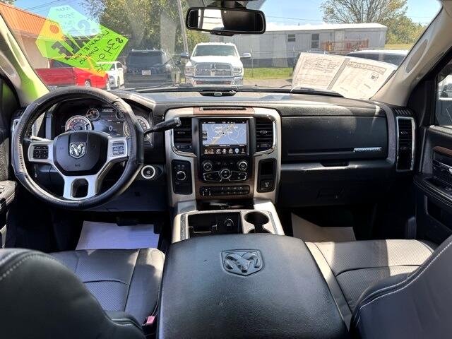 RAM 3500 4WD Crew Cab 149" Laramie 2015