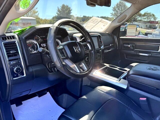 RAM 3500 4WD Crew Cab 149" Laramie 2015