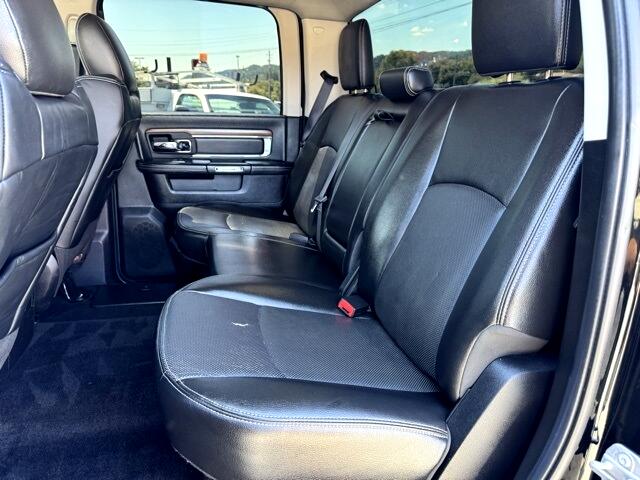 RAM 3500 4WD Crew Cab 149" Laramie 2015