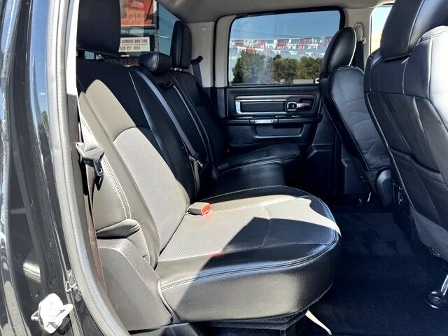 RAM 3500 4WD Crew Cab 149" Laramie 2015