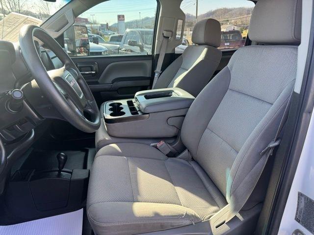 GMC Sierra 3500HD Work Truck Crew Cab Long Box 4WD 2016