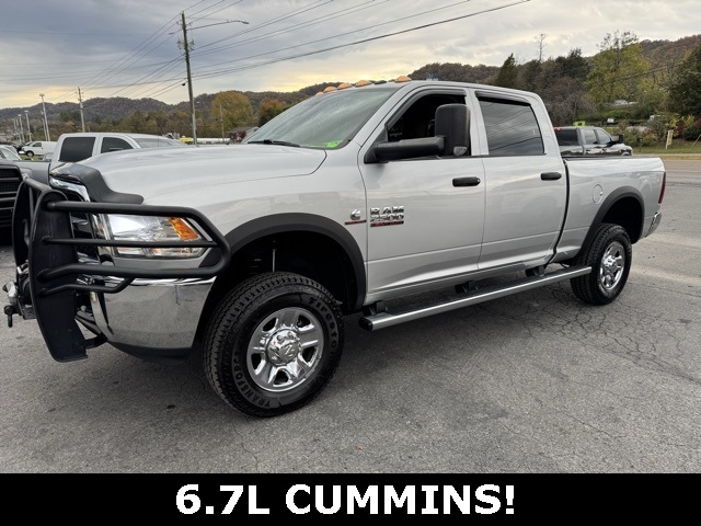 RAM 2500 4WD Crew Cab 149" Tradesman 2016 RAM 2500 4WD Crew Cab 149" Tradesman 2016