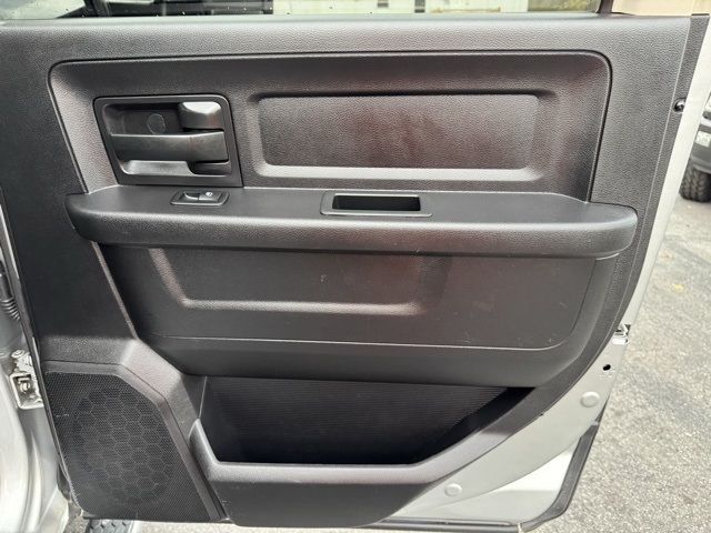 RAM 2500 4WD Crew Cab 149" Tradesman 2016 RAM 2500 4WD Crew Cab 149" Tradesman 2016