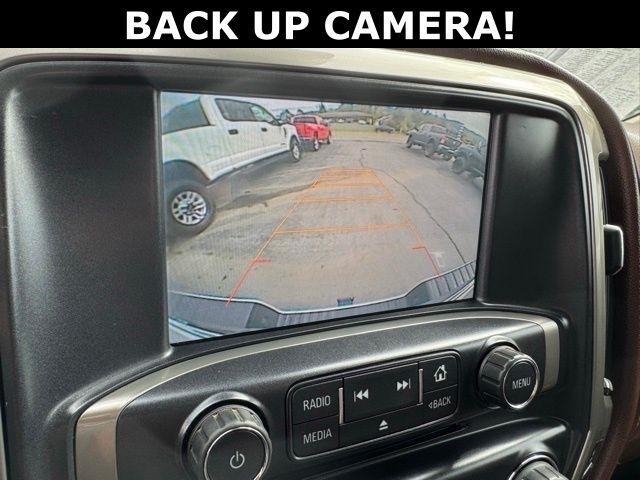 Chevrolet Silverado 2500HD Built After Aug 14 4WD Crew Cab 153.7" High Country 2015