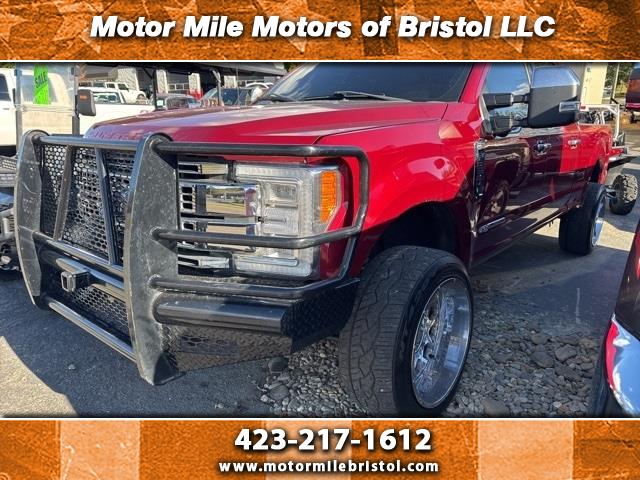 2017 Ford Super Duty F-250 SRW Platinum 4WD Crew Cab 6.75' Box
